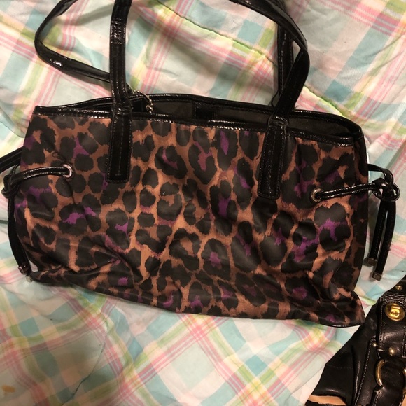 Coach - Picture 3 of 4